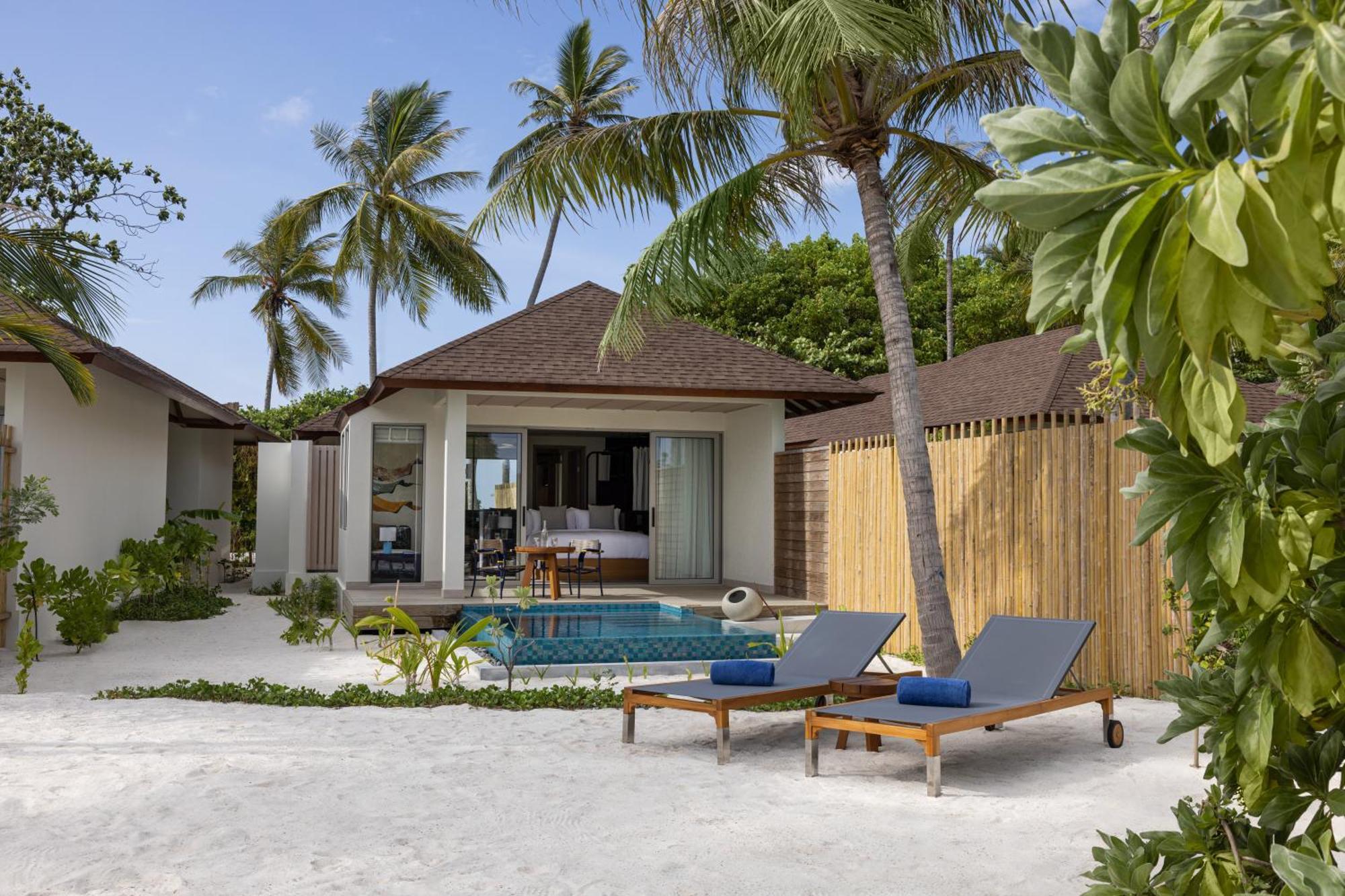 Avani Plus Fares Maldives Resort - 50 Percent Off On Seaplane Transfer For Minimum Stay Of 3 Nights And More For Stays Until 31 October 2025 Kendhoo Habitación foto